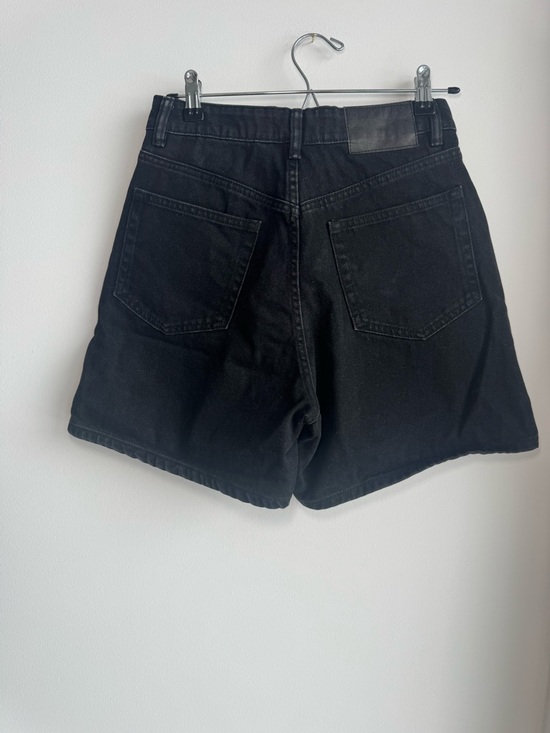 Zara denim shorts in black - longer shorts, foldable, loose fit - Picture 3 of 3